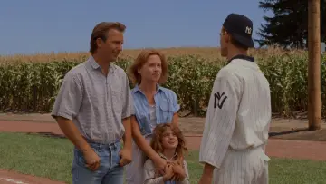 Backdrop to the movie "Field of Dreams" #965913