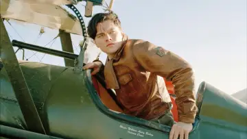Backdrop to the movie "The Aviator" #611597