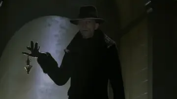 Backdrop to the movie "Dark City" #1530380