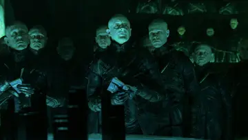Backdrop to the movie "Dark City" #1530381