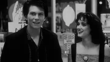 Backdrop to the movie "Heathers" #854805