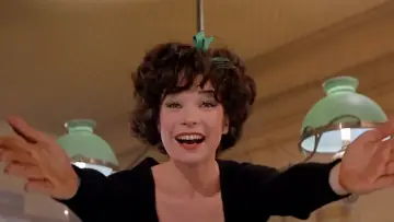 Backdrop to the movie "Irma la Douce" #987629