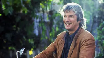 Backdrop to the movie "Mr. Jones" #1649056