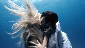 Backdrop to the movie "Splash" #1828007