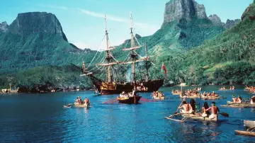 Backdrop to the movie "The Bounty" #866398