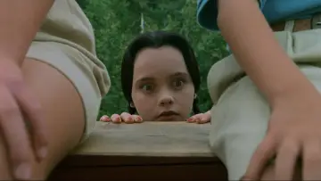Backdrop to the movie "Addams Family Values" #805109