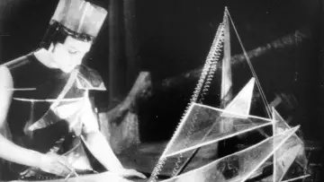 Backdrop to the movie "Aelita: Queen of Mars" #1840825