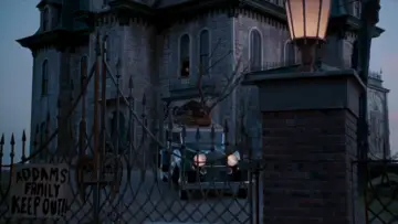 Backdrop to the movie "The Addams Family" #1861313