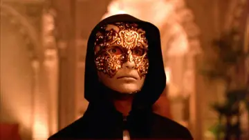 Backdrop to the movie "Eyes Wide Shut" #545523