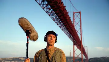 Backdrop to the movie "Lisbon Story" #1057187