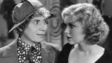 Backdrop to the movie "Duck Soup" #988611