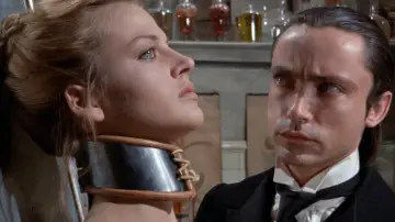 Backdrop to the movie "Flesh for Frankenstein" #1059767