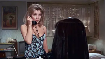 Backdrop to the movie "Valley of the Dolls" #1275958