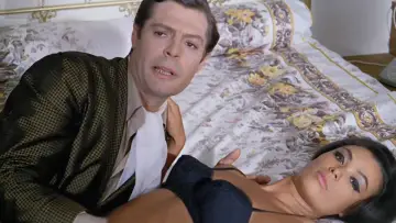 Backdrop to the movie "Casanova 