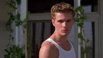 Backdrop to the movie "I Know What You Did Last Summer" #694714