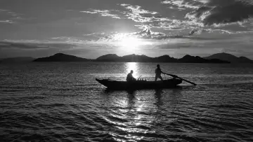 Backdrop to the movie "The Naked Island" #1635240