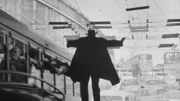Backdrop to the movie "8½" #634897