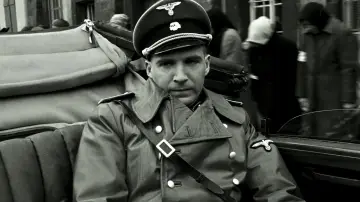 Backdrop to the movie "Schindler