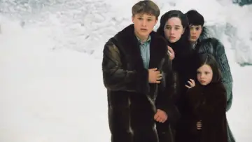 Backdrop to the movie "The Chronicles of Narnia: The Lion, the Witch and the Wardrobe" #166669