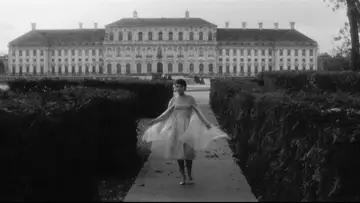 Backdrop to the movie "Last Year at Marienbad" #987496