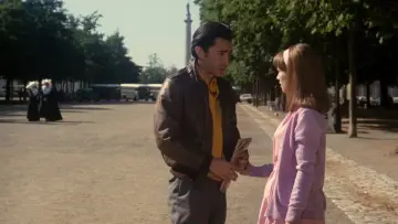 Backdrop to the movie "A Room in Town" #1147278