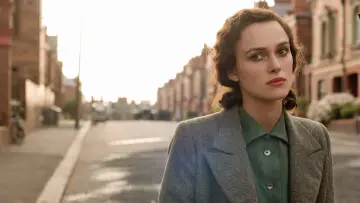 Backdrop to the movie "Atonement" #1216227
