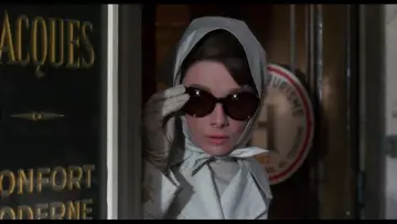Backdrop to the movie "Charade" #723071