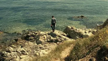 Backdrop to the movie "La Collectionneuse" #1059232