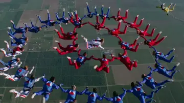 Backdrop to the movie "Drop Zone" #898457
