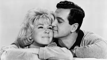 Backdrop to the movie "Send Me No Flowers" #1117019