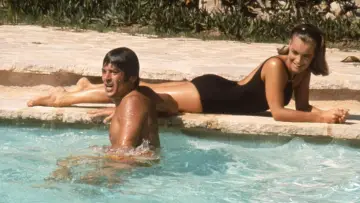 Backdrop to the movie "The Swimming Pool" #245708
