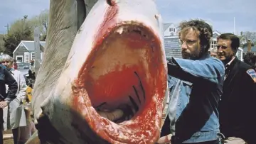 Backdrop to the movie "Jaws" #202958
