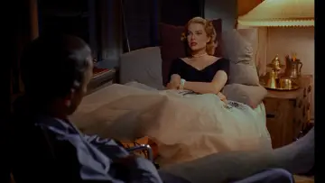 Backdrop to the movie "Rear Window" #1216176