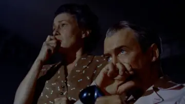 Backdrop to the movie "Rear Window" #914541