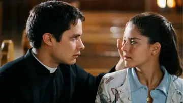 Backdrop to the movie "The Crime of Padre Amaro" #1854454