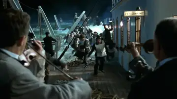 Backdrop to the movie "Titanic" #1642315
