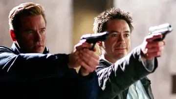Backdrop to the movie "Kiss Kiss Bang Bang" #933373