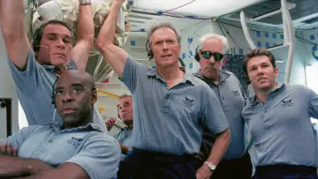 Backdrop to the movie "Space Cowboys" #869183