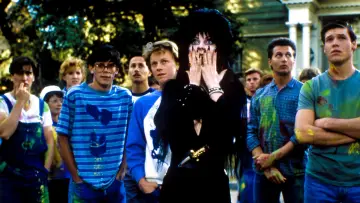 Backdrop to the movie "Elvira: Mistress of the Dark" #278294