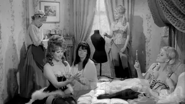 Backdrop to the movie "Fanny Hill" #499563
