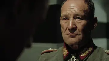 Backdrop to the movie "Downfall" #668131