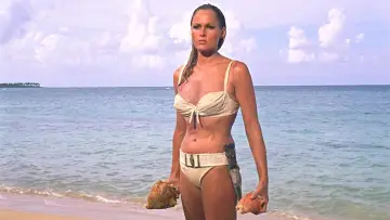 Backdrop to the movie "Dr. No" #624453