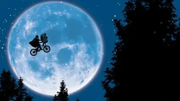 Backdrop to the movie "E.T. the Extra-Terrestrial" #1529542