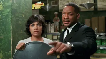 Backdrop to the movie "Men in Black II" #1796586