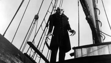 Backdrop to the movie "Nosferatu" #967036