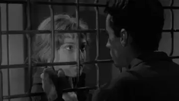 Backdrop to the movie "Pickpocket" #989023