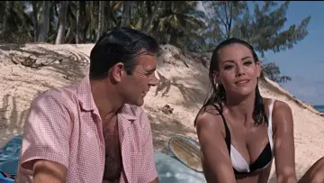Backdrop to the movie "Thunderball" #272673