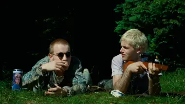 Backdrop to the movie "Trainspotting" #656403