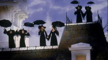 Backdrop to the movie "Practical Magic" #697202