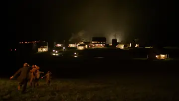 Backdrop to the movie "The Village" #728809